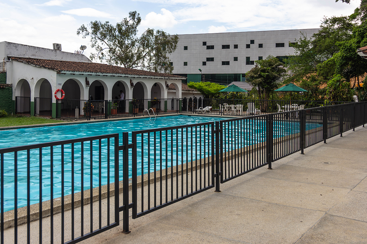 PISCINA_